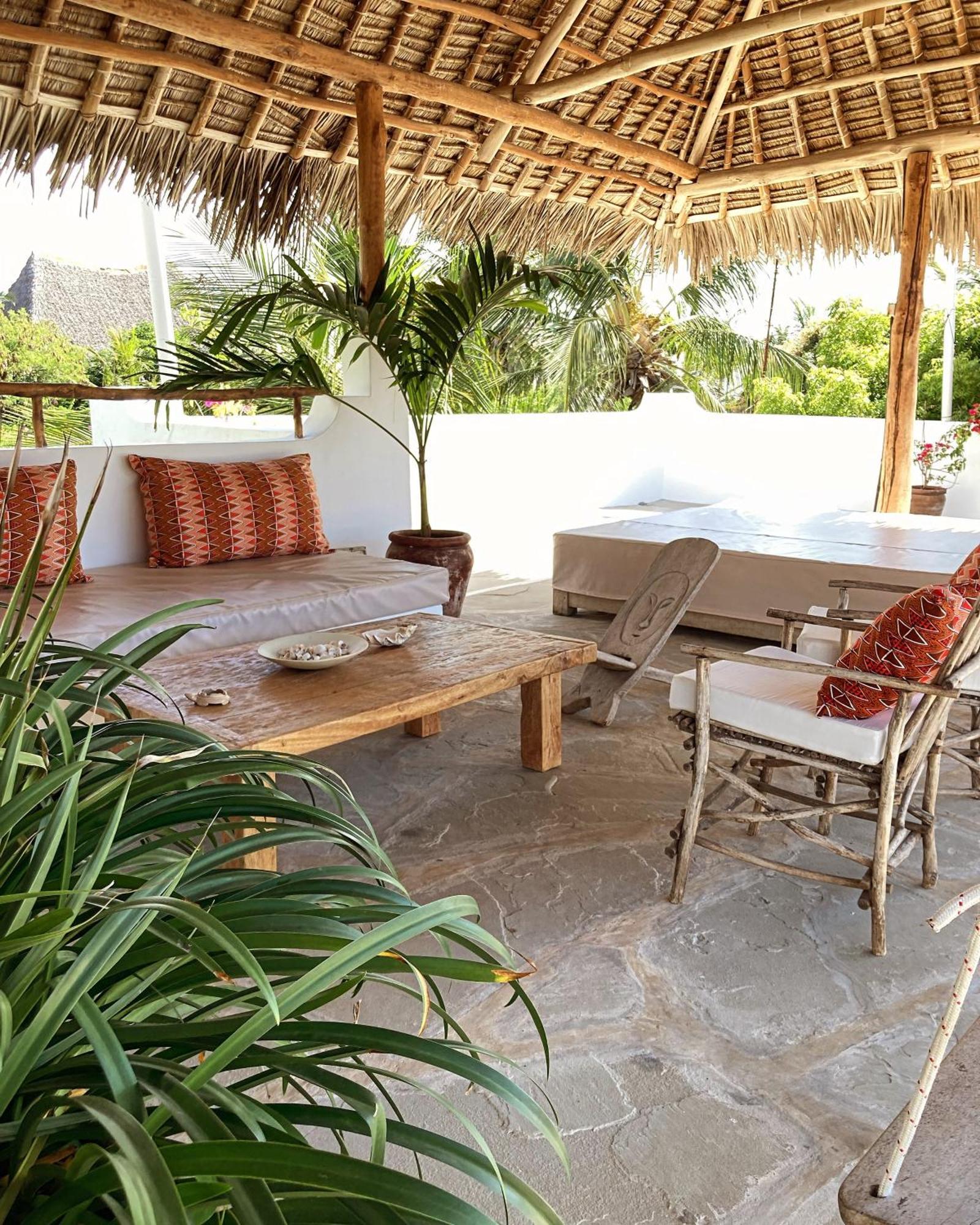 Pucci House Watamu Bed & Breakfast Exterior photo